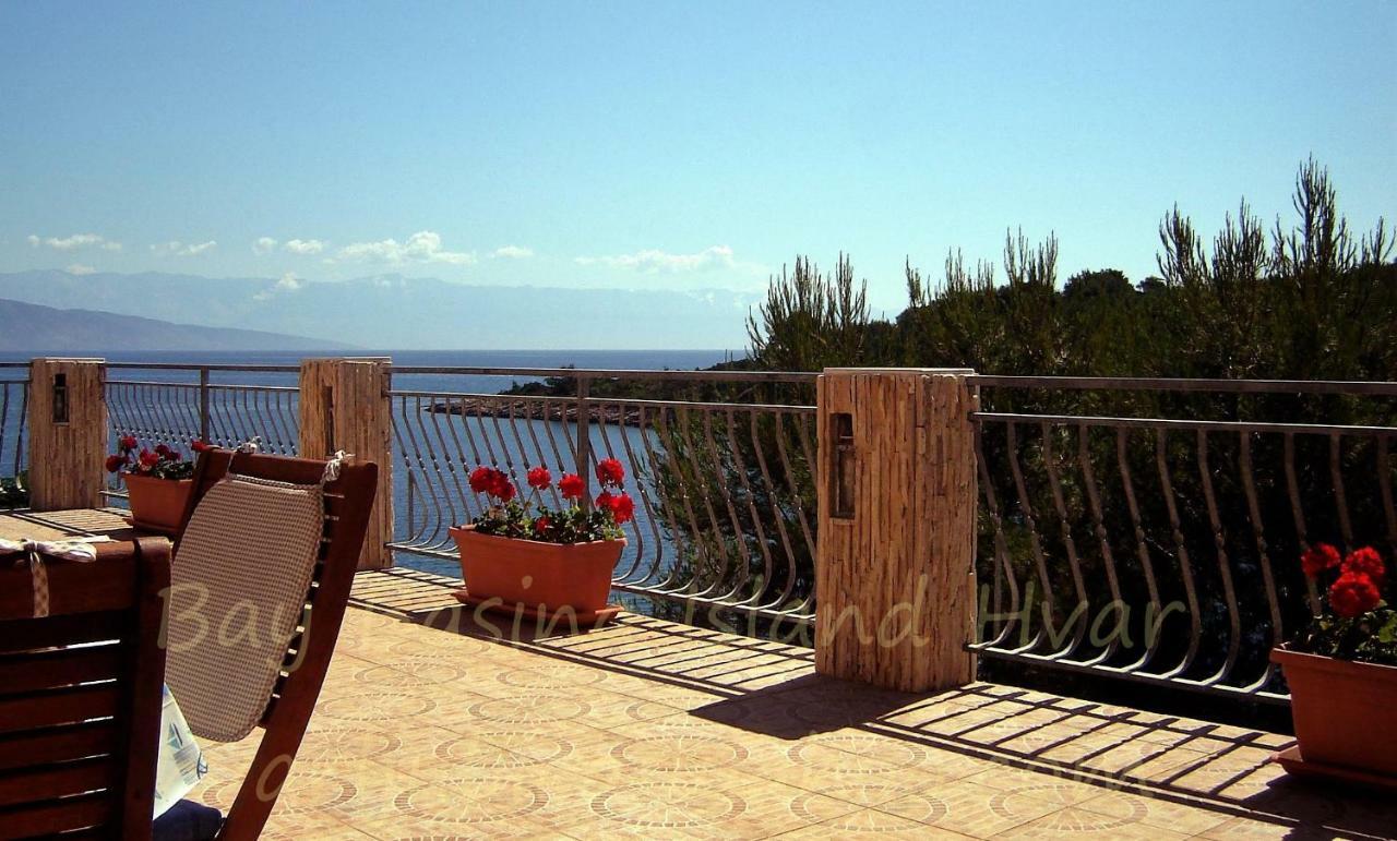 Hvar Melody, Island Hvar, Rosohotnica Bay Basina Bagian luar foto